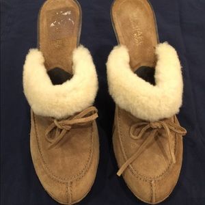 Michael Kors Suede Mueles